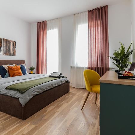 Amalia - Quiet 1Br Apartment With Parking & Wi-Fi Bucarest Exterior foto